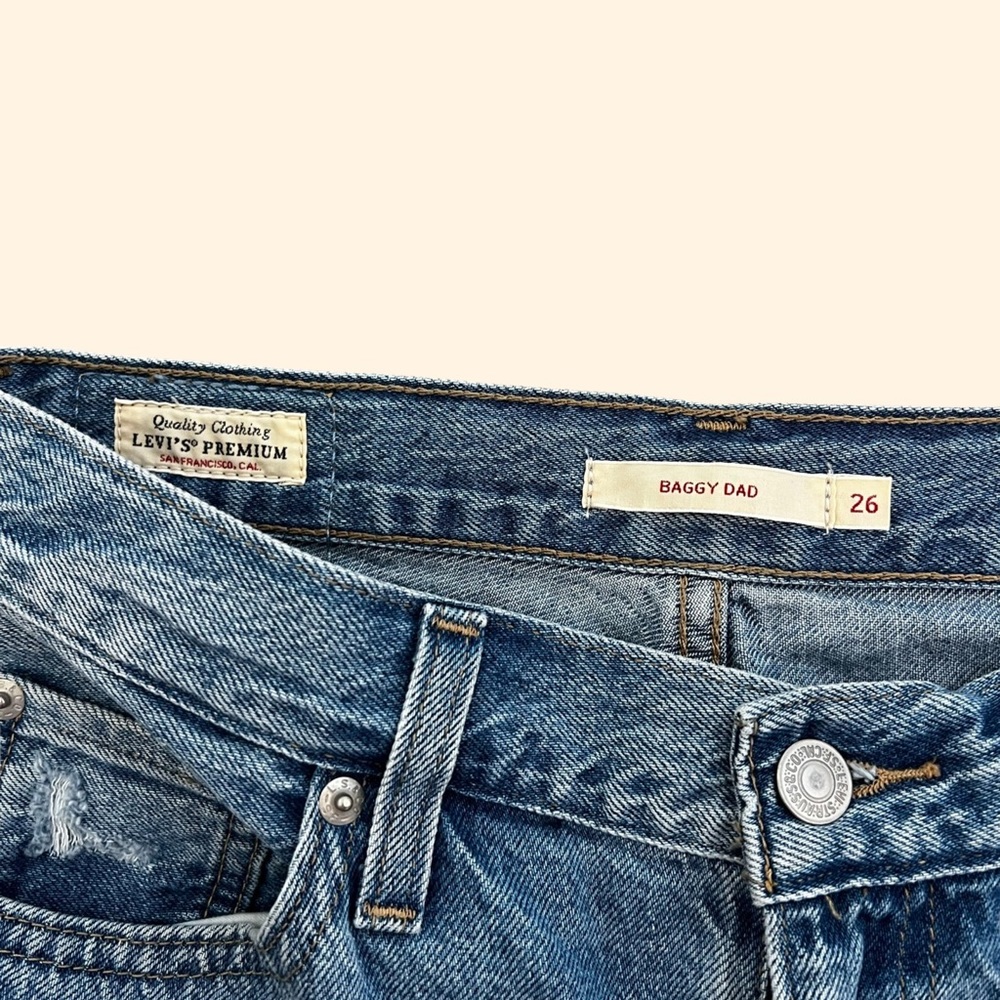 Levi’s baggy dad jeans - Picture 2 of 3